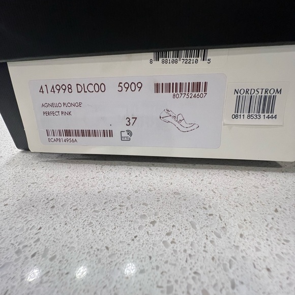 Gucci Women’s Leather Horsebit Loafer 37 Perfect Pink - Picture 15 of 16